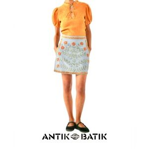 NWT Antik Batik Ary Skirt Light Blue with Orange Floral Embroidery size 6